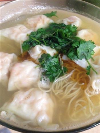 鲜虾云吞面怎么做，鲜虾云吞面怎么做好吃，鲜虾云吞面做法