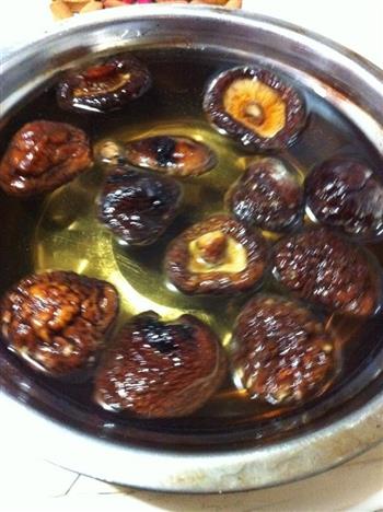 鲜香广式腊味萝卜糕怎么做，鲜香广式腊味萝卜糕怎么做好吃，鲜香广式腊味萝卜糕做法