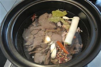 简易羊肉泡馍怎么做，简易羊肉泡馍怎么做好吃，简易羊肉泡馍做法