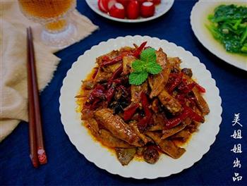 香辣翅尖-宴客零食两不误怎么做，香辣翅尖-宴客零食两不误怎么做好吃，香辣翅尖-宴客零食两不误做法