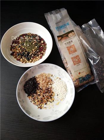 DIY粗粮冰棒怎么做，DIY粗粮冰棒怎么做好吃，DIY粗粮冰棒做法