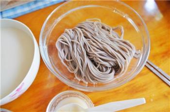 果味豆浆冷面-豆浆花样吃法怎么做，果味豆浆冷面-豆浆花样吃法怎么做好吃，果味豆浆冷面-豆浆花样吃法做法
