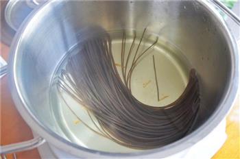 果味豆浆冷面-豆浆花样吃法怎么做，果味豆浆冷面-豆浆花样吃法怎么做好吃，果味豆浆冷面-豆浆花样吃法做法