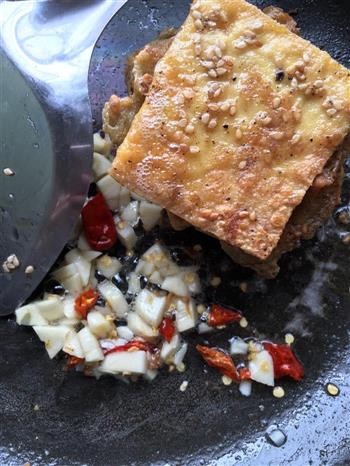 香煎豆干解馋怎么做，香煎豆干解馋怎么做好吃，香煎豆干解馋做法