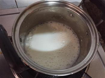 香滑鸡蛋布丁怎么做，香滑鸡蛋布丁怎么做好吃，香滑鸡蛋布丁做法