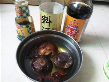 电压锅焖鸡兼卤蛋怎么做，电压锅焖鸡兼卤蛋怎么做好吃，电压锅焖鸡兼卤蛋做法