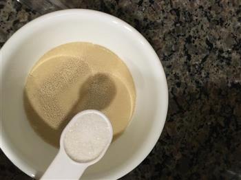焦糖奶油椰蓉包怎么做，焦糖奶油椰蓉包怎么做好吃，焦糖奶油椰蓉包做法