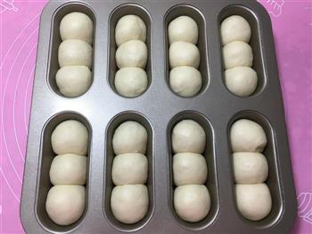 杏仁片面包怎么做，杏仁片面包怎么做好吃，杏仁片面包做法