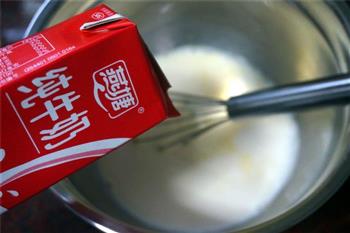 火龙果班戟怎么做，火龙果班戟怎么做好吃，火龙果班戟做法