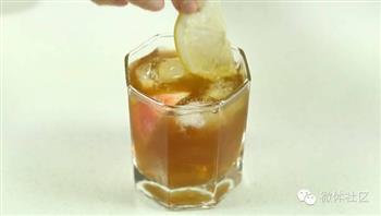夏日蜜桃冰茶怎么做，夏日蜜桃冰茶怎么做好吃，夏日蜜桃冰茶做法
