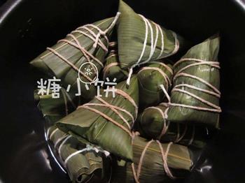 香辣芋艿肉粽怎么做，香辣芋艿肉粽怎么做好吃，香辣芋艿肉粽做法