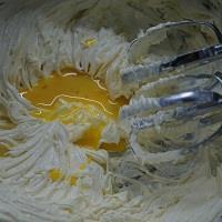 核桃杯子蛋糕怎么做，核桃杯子蛋糕怎么做好吃，核桃杯子蛋糕做法