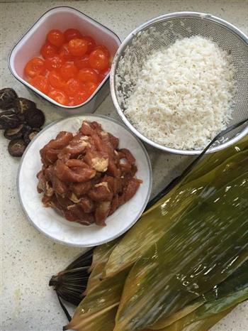 香菇蛋黄肉粽怎么做，香菇蛋黄肉粽怎么做好吃，香菇蛋黄肉粽做法