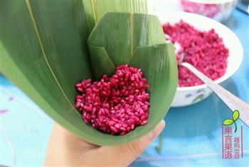 蜜枣彩色粽子怎么做，蜜枣彩色粽子怎么做好吃，蜜枣彩色粽子做法