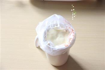 巧克力甜甜圈小蛋糕怎么做，巧克力甜甜圈小蛋糕怎么做好吃，巧克力甜甜圈小蛋糕做法