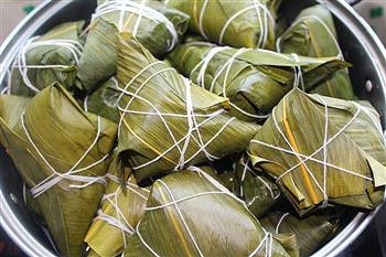 蜜豆蜜枣粽子怎么做，蜜豆蜜枣粽子怎么做好吃，蜜豆蜜枣粽子做法