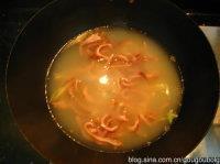 酸辣肚丝汤怎么做，酸辣肚丝汤怎么做好吃，酸辣肚丝汤做法