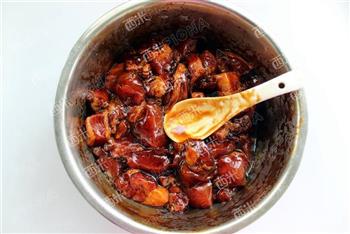 咸蛋黄烧肉粽怎么做，咸蛋黄烧肉粽怎么做好吃，咸蛋黄烧肉粽做法
