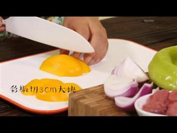 魔兽世界美食揭秘 熊肉串烧怎么做，魔兽世界美食揭秘 熊肉串烧怎么做好吃，魔兽世界美食揭秘 熊肉串烧做法