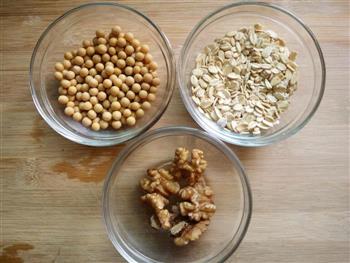 燕麦核桃豆浆怎么做，燕麦核桃豆浆怎么做好吃，燕麦核桃豆浆做法