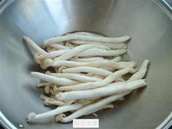 海鲜菇丸子汤怎么做，海鲜菇丸子汤怎么做好吃，海鲜菇丸子汤做法