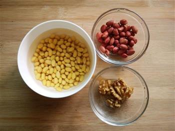 花生核桃豆浆怎么做，花生核桃豆浆怎么做好吃，花生核桃豆浆做法