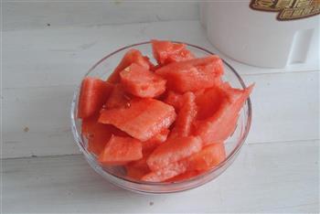 西瓜蜜豆炒冰怎么做，西瓜蜜豆炒冰怎么做好吃，西瓜蜜豆炒冰做法