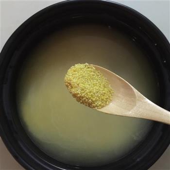 夏天的美食-糯小米小凉糕怎么做，夏天的美食-糯小米小凉糕怎么做好吃，夏天的美食-糯小米小凉糕做法