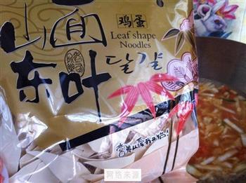 西红柿紫菜面片汤怎么做，西红柿紫菜面片汤怎么做好吃，西红柿紫菜面片汤做法