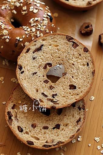 红糖红枣贝果怎么做，红糖红枣贝果怎么做好吃，红糖红枣贝果做法