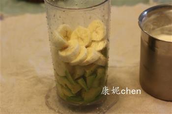 牛油果思慕雪怎么做，牛油果思慕雪怎么做好吃，牛油果思慕雪做法