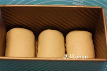 淡奶油土司怎么做，淡奶油土司怎么做好吃，淡奶油土司做法