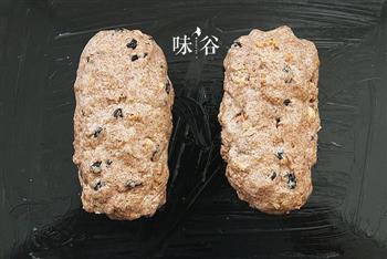 全麦核桃面包怎么做，全麦核桃面包怎么做好吃，全麦核桃面包做法