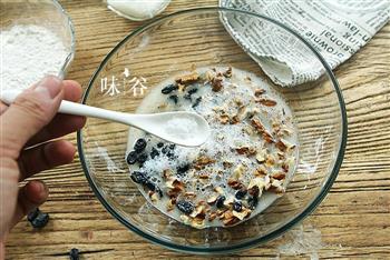 全麦核桃面包怎么做，全麦核桃面包怎么做好吃，全麦核桃面包做法