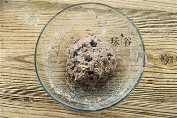全麦核桃面包怎么做，全麦核桃面包怎么做好吃，全麦核桃面包做法