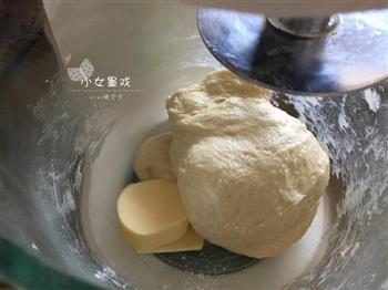 奶油椰蓉面包怎么做，奶油椰蓉面包怎么做好吃，奶油椰蓉面包做法