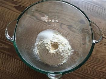 奶油椰蓉面包怎么做，奶油椰蓉面包怎么做好吃，奶油椰蓉面包做法