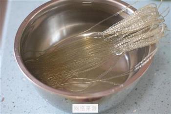 清炖牛肉粉丝汤怎么做，清炖牛肉粉丝汤怎么做好吃，清炖牛肉粉丝汤做法