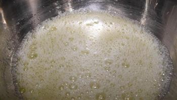 柔软细腻的奶酪炼乳蛋糕怎么做，柔软细腻的奶酪炼乳蛋糕怎么做好吃，柔软细腻的奶酪炼乳蛋糕做法