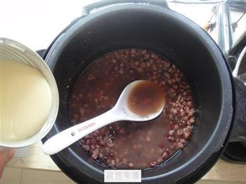 炼乳红豆薏米汤怎么做，炼乳红豆薏米汤怎么做好吃，炼乳红豆薏米汤做法