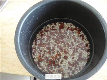 炼乳红豆薏米汤怎么做，炼乳红豆薏米汤怎么做好吃，炼乳红豆薏米汤做法