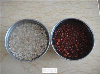 炼乳红豆薏米汤怎么做，炼乳红豆薏米汤怎么做好吃，炼乳红豆薏米汤做法