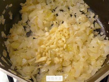 香草蔬菜炖牛肉怎么做，香草蔬菜炖牛肉怎么做好吃，香草蔬菜炖牛肉做法