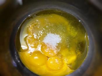 8寸戚风蛋糕怎么做，8寸戚风蛋糕怎么做好吃，8寸戚风蛋糕做法