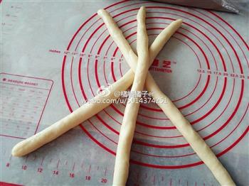 蔓越莓花环面包怎么做，蔓越莓花环面包怎么做好吃，蔓越莓花环面包做法