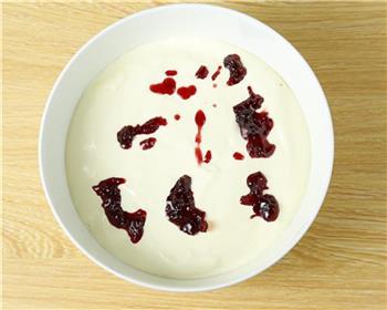 香草酸奶油樱桃冰淇淋怎么做，香草酸奶油樱桃冰淇淋怎么做好吃，香草酸奶油樱桃冰淇淋做法
