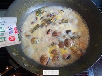 文蛤昂刺鱼汤怎么做，文蛤昂刺鱼汤怎么做好吃，文蛤昂刺鱼汤做法