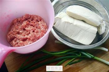 肉丸豆腐汤怎么做，肉丸豆腐汤怎么做好吃，肉丸豆腐汤做法