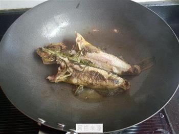文蛤昂刺鱼汤怎么做，文蛤昂刺鱼汤怎么做好吃，文蛤昂刺鱼汤做法