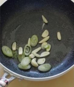 清炖鳝鱼怎么做，清炖鳝鱼怎么做好吃，清炖鳝鱼做法